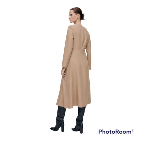 NWT ZARA Blogger Favorite Cutout Buckle Long Sleeve Midi Dress Sand Size Small - Picture 4 of 11